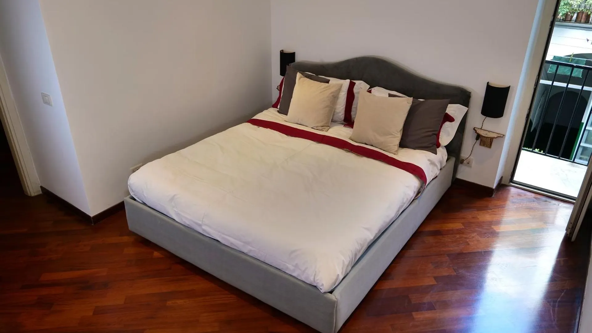 Luxury Apartment Piazzetta Rodino Neapol