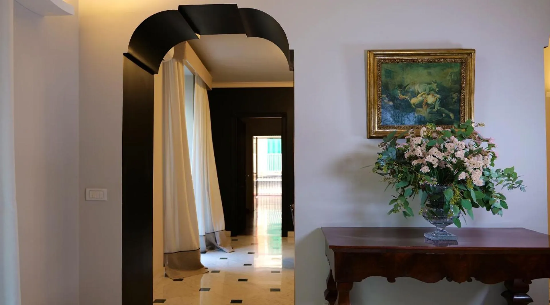 Luxury Apartment Piazzetta Rodino Naples