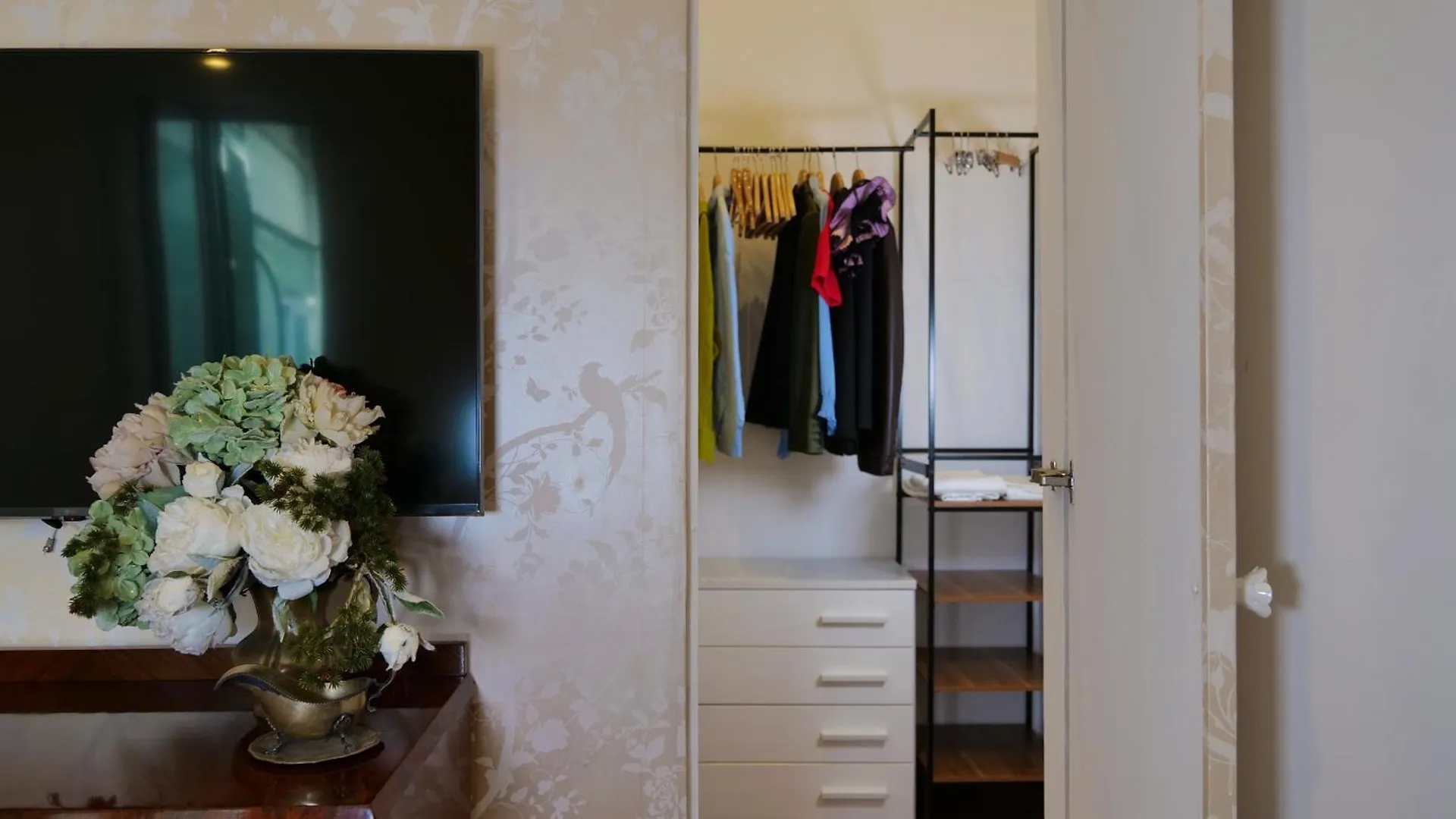 Luxury Apartment Piazzetta Rodino Neapol