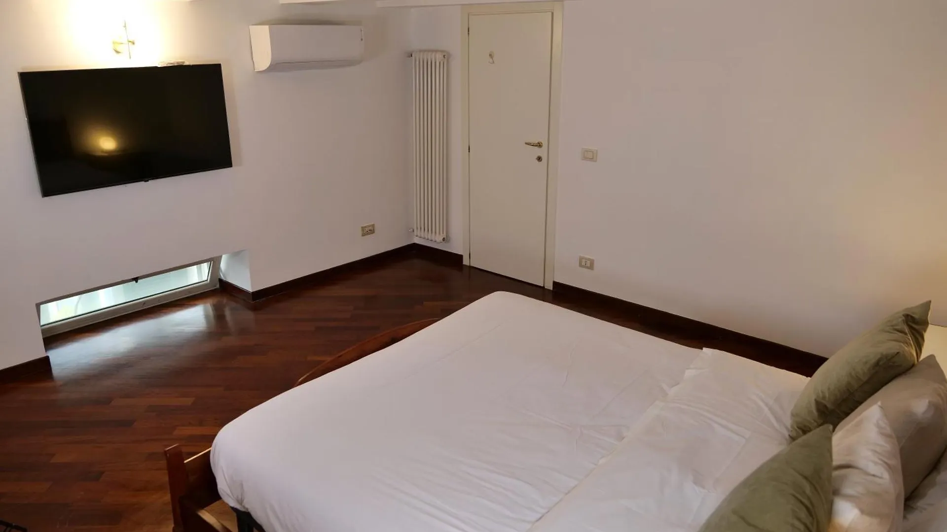 Luxury Apartment Piazzetta Rodino Neapol